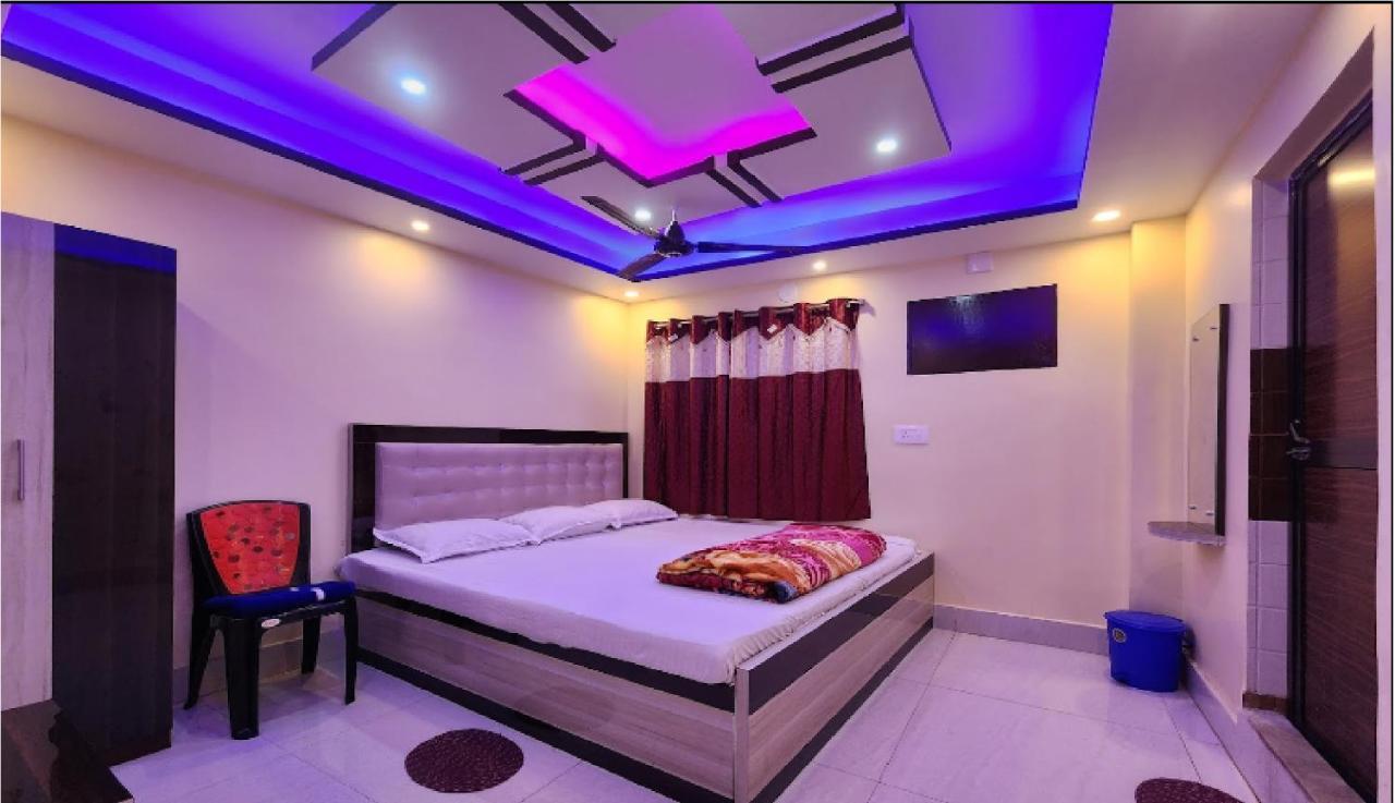 Hotel Ilora By Wb Inn Tarapith Exterior photo